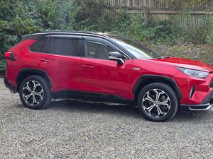 2021 Toyota Rav4 PHEV 4WD - Image 4