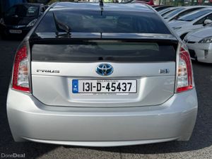 2023 Toyota Prius Hybrid Automatic - Image 4