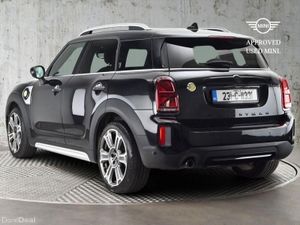 Mini Countryman Cooper S E Exclusive - Image 2