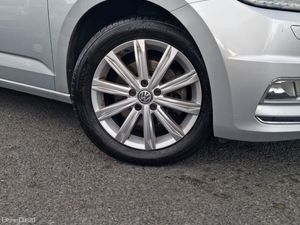 Volkswagen Touran 2016 1.4 TSI LIMTED ED - Image 3