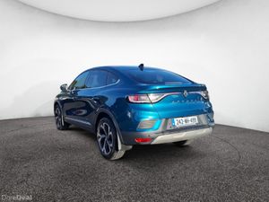 Renault Arkana TECHNO TCE 140 AUTO GSR - Image 4