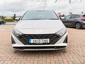 Hyundai i20 Deluxe Plus - Image 2