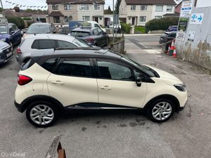 Renault Captur High spec - Image 4