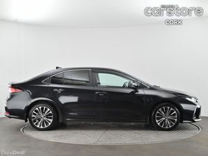 Toyota Corolla 1.8 Hybrid Luna Sport .. - Image 2