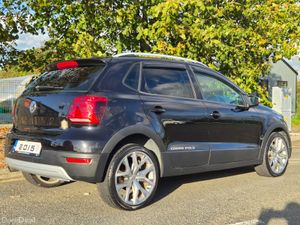2015 VOLKSWAGEN POLO CROSS 1.2 AUTO €10450 - Image 2