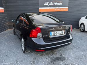 Volvo S40 1.6 D SE 2009 - Image 4