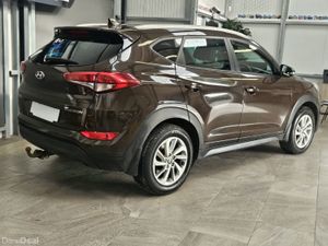 17 HYUNDAI TUCSON COMFORT PLUS - Image 2