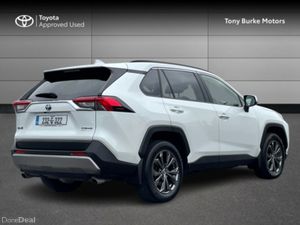 Toyota RAV4 - Platinum Edition - 2.5 Hybrid – - Image 2