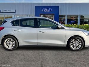 Ford Focus 1.0 EcoBoost 125 Titanium 5dr - Image 3