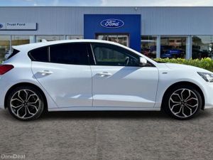 Ford Focus 1.0 EcoBoost ST-Line Vignale 5dr- Heate - Image 3