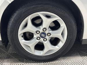 Ford C-Max 1.6 TDCI ZETEC 115PS 5DR - Image 4