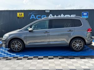 Volkswagen Touran HIGHLINE PREMIUM - 2.0L DIESEL - - Image 4