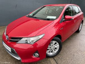 Toyota Auris 1.8 VVTI ICON E-CVT 5DR AUTO - Image 4