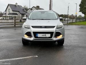 ABSOLUTELY IMMACULATE 2016 2 LITRE 6 SPEED KUGA - Image 3