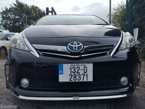 Toyota Prius 2013 alpha 7seats - Image 4