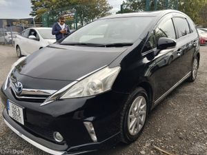 Toyota Prius 2013 alpha 7seats - Image 3