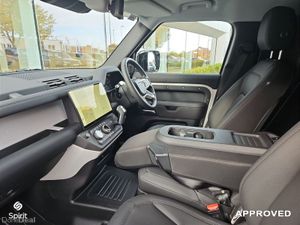 Land Rover Defender DEFENDER 110 3.0 D HARD TOP S - Image 4