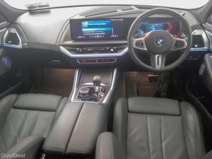BMW XM 50e - Image 4