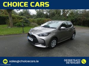 Toyota Yaris 1.5 AUTO HYBRID - Image 2