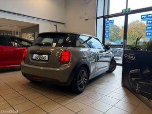 Mini One 1.5 Classic CLA1 2DR Manual. NCT & Tax, A - Image 3