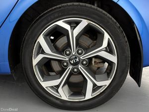 Kia Ceed 1.4 K5 5DR - Image 3