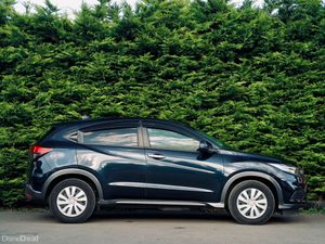 Honda Vezel Hybrid 2019 | Low Mileage |Only 46K Km - Image 4