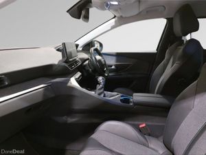 Peugeot 5008 1.2 PureTech 130bhp Allure - Image 3