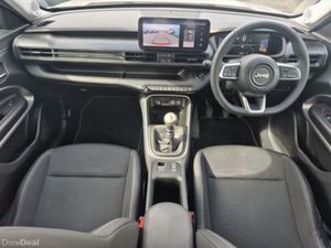 Jeep Avenger ** LOW KMS ** Altitude ** 1.2 100HP * - Image 2