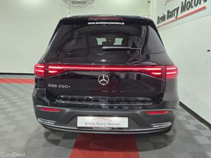 Mercedes-Benz EQB 250+ SPORT EXECUTIVE (70.5KWH BA - Image 3