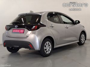 Toyota Yaris 1.5 - Image 3