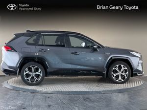Toyota RAV4 PLUG-IN HYBRID SPORT - Image 3