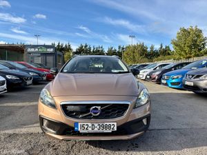 VOLVO V40 2015 2.0, DIESEL D4 CROSS COUNTRY - Image 2