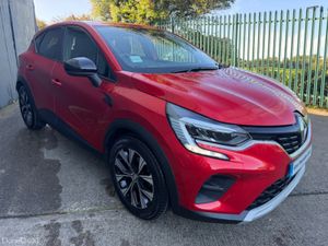 Renault Captur EVOLUTION TCE 5DR AS NEW CAR!! - Image 3