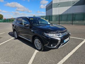 Mitsubishi Outlander PLUG IN HYBRID, INTENSE MODEL - Image 4