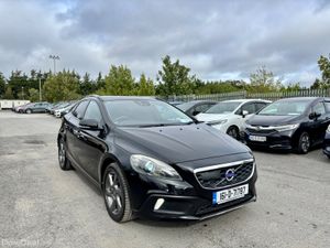 VOLVO V40 2016 2.0, DIESEL D4 CROSS COUNTRY - Image 3