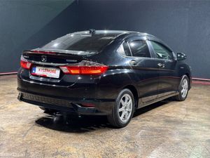 Honda Grace 1.5 HYBRID SALOON - ALLOY WHEELS - CRU - Image 4