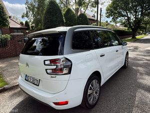 ✅ 7 Seat. Automatic.  Glass-roof.   2-yr Warranty - Image 3