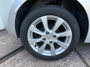 Opel Corsa SC-1.2 75PS-PET-5SP-MY22 4DR - Image 3