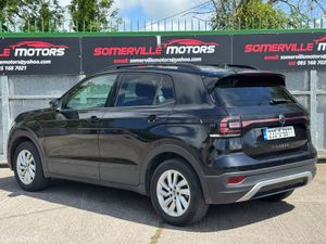 VOLKSWAGEN T CROSS AUTOMATIC  2023 - Image 4