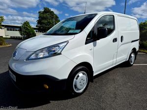2021 NISSAN NV200 40KW  BIG BATTERY - Image 4