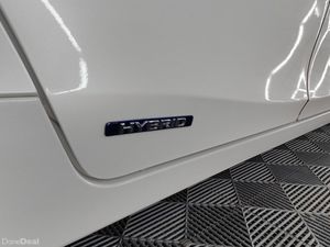 2016 Lexus CT200- lowest milage in market - Image 2