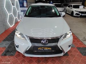 2016 Lexus CT200- lowest milage in market - Image 4