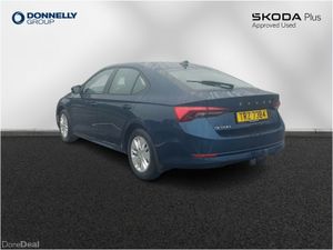 Skoda OCTAVIA Hatchback SE - Image 3