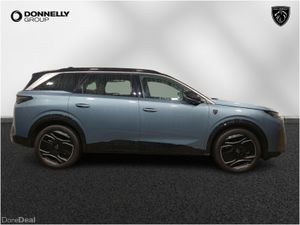 Peugeot 5008 E- Electric Estate GT - Image 3