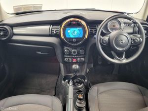 Mini Cooper 5-Door Cooper Classic - Image 4
