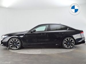 BMW i5 eDrive40 M Sport Pro Saloon - Image 3