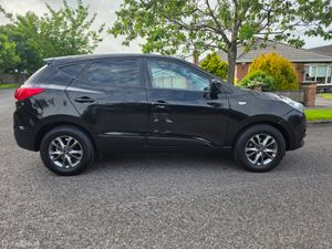 Hyundai ix35 ( NCT and TAX ) - Image 4