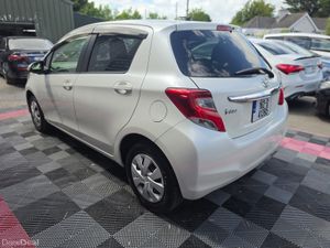 162 TOYOTA VITZ new NCT 05/2027 - Image 2