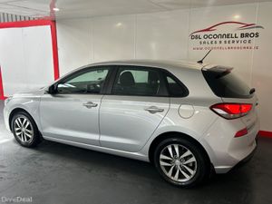 Hyundai i30 I 30 DELUXE 5DR - Image 2