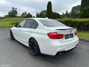 BMW 330E MSPORT AUTO 2018 - Image 3